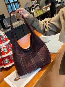 Vintage autumn winter plaid wool shoulder bag large capacity casual commuter tote bag for women