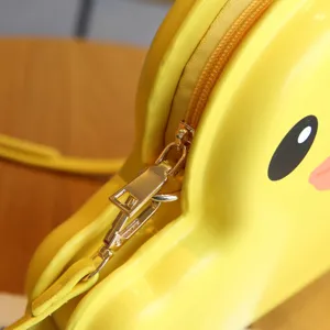 Yellow duck shaped cute cartoon crossbody shell bag hardware detail shot fashion cute shoulder bag