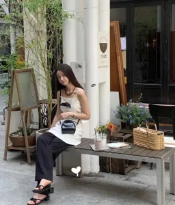 Chic black crossbody bag, elegant vintage small shoulder bag for spring and summer style.