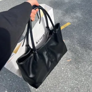 Women's Casual Large Capacity PU Leather Tote Bag Fashion Solid Color Shoulder Handbag For Commute Daily Travel