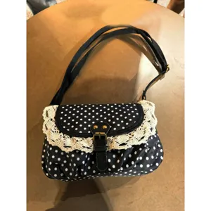 Korean vintage polka dot shoulder bag with delicate white lace trim for women everyday use