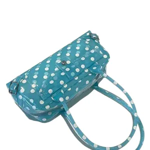 Transparente Pünktchen Jelly Schultertasche, trendige Dopamin Mode große Handtasche.