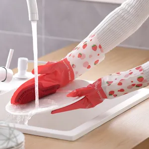 Waterproof silicone dishwashing gloves with strawberry pattern for kitchen cleaning.
