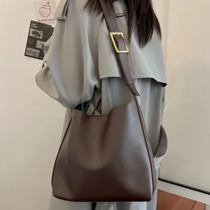 Women's Large Capacity Bucket Bag Casual Soft PU Leather Shoulder Crossbody Bag Two Piece Set Handbag For Daily Commute