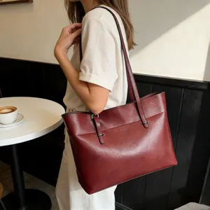 Vintage bordeaux γυναικεία συνθετική τσάντα tote, μεγάλη καθημερινή τσάντα ώμου.