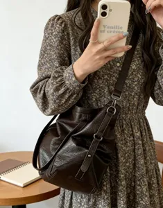 Bolso bandolera de cuero PU suave retro gran capacidad para mujer, bolso casual elegante.