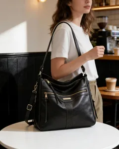 Schwarze weiche Leder Umhängetasche für Damen, große Crossbody Hobo Tasche mit Reißverschluss.
