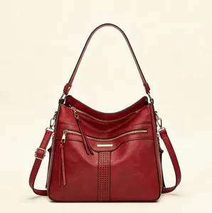 Klassische rote Damen Umhängetasche aus Weichleder, große Hobo Crossover Handtasche.