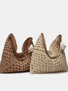 Geflochtene Stroh Umhängetasche große Kapazität Strandtasche mit süßem Anhänger Sommerurlaub