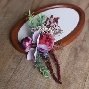 Rustikaler Hochzeits Blumen Corsage Anstecker Detailansicht fuer Braut und Braeutigam