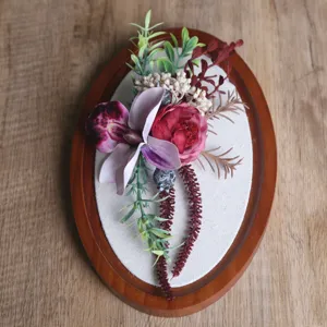 Vintage Wald Stil künstliche Blume Korsage, perfekt für Hochzeitskleid Dekoration.