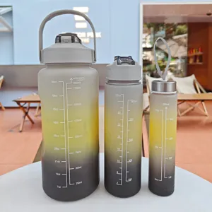 Gradient plastic water bottle set, large capacity outdoor fitness portable cups with scale.