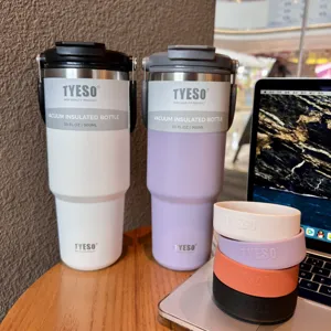 Tyeso 900ml roestvrijstalen vacuüm geïsoleerde beker met bijpassende siliconen beschermhoes.