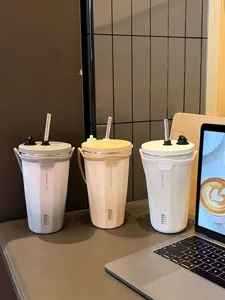 Gobelet isotherme en acier inoxydable avec paille et poignee pour le bureau cafe