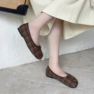 Scarpe basse eleganti da donna a quadri marroni con punta divisa mocassini comodi