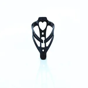 Portaborraccia per bici in plastica nera con dettaglio cuore ritagliato, ideale per strada e MTB.
