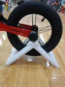 Kinder Laufrad Parkständer weißer Kunststoff 12 Zoll Fahrrad Display Ständer Halter
