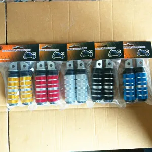 Detailed close-up of universal motorcycle aluminum alloy foot pegs in various colors.