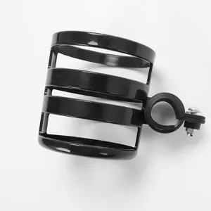 Portavasos universal negro de plástico para cochecito y portabotellas de bicicleta.