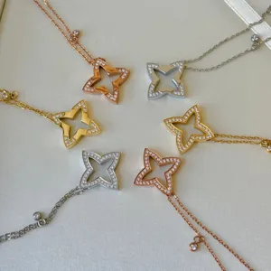 Roestvrij staal vierpuntige ster zirkonia hanger ketting mode sieraden voor vrouwen