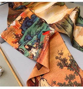 Sciarpa in seta stile retrò con stampa paesaggistica, ideale per capelli o borsa.