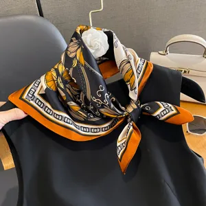 Piccolo Foulard Quadrato in Seta di Gelso Donna Elegante Stampa Floreale e Catena Sciarpa da Collo per Camicia Abito Sottoveste Accessorio Moda