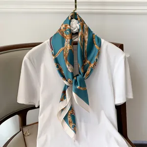Foulard Quadrato da Donna in Poliestere con Stampa Catena e Cintura Accessorio Decorativo Quotidiano
