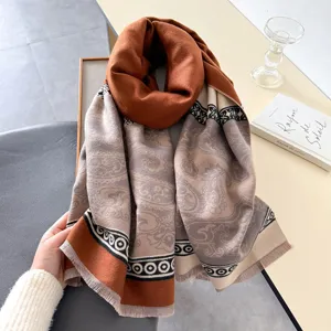 Winter women's colorblock fringe shawl, cozy imitation cashmere warm scarf for daily wear.