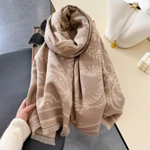 Retro imitation cashmere winter scarf for women, classic patterned shawl and versatile neckerchief.