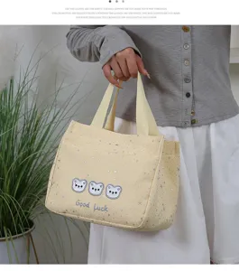 Large capacity canvas tote bag with cute star print and embroidered bear design for daily commuting.