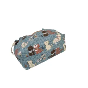 Cute cat print canvas lunch bag for women, portable daily tote and handy cosmetic pouch.