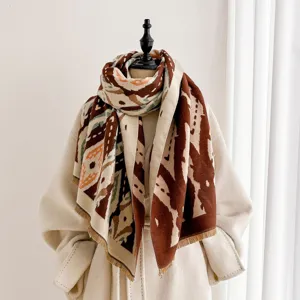 Echarpe d'hiver jacquard geometrique retro avec franges pour femme elegant chle chaud.
