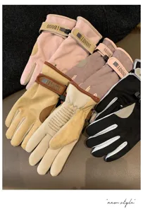 Women winter retro suede gloves detail, fleece lined thick warm windproof cycling gloves.
