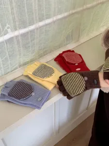 Guanti in maglia convertibili senza dita inverno caldi a righe per stile freddo.