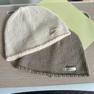Gemütliche Herbst Winter Strickmütze lässige warme Beanie für Damen stilvolle Kopfbedeckung