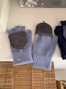 Guanti invernali in maglia convertibili a righe, design caldo a mezze dita e mitten.
