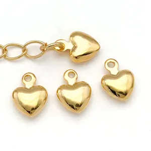 Amuletos de Corazón Chapados en Oro Accesorios de Joyería DIY para Pulsera y Collar