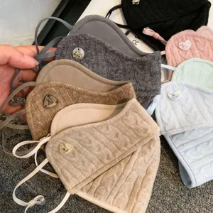Winter Warm Knit Face Mask Women 3D Breathable Windproof Cycling Mask Cable Knit Cute Heart Decor Fashion Protective Mask
