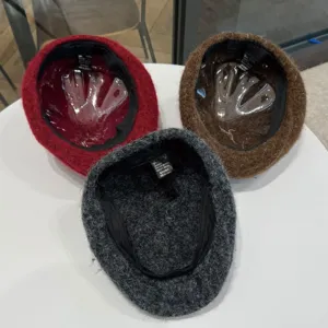Retro Wollbarett fuer Damen, Herbst und Winter vielseitig warme Malermuetze, 3 Farben.