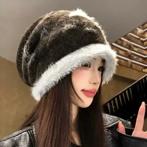 Contrast Color Star Plush Knit Slouchy Beanie Hat Winter Warm Ear Protection for Women