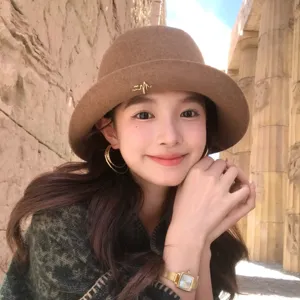 Classic old money style pure wool wide brim bucket hat for women autumn winter warm fedora