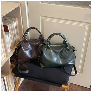 Vintage olie gewaxt leer Boston handtas, grote schouder- en crossbodytas voor vrouwen.