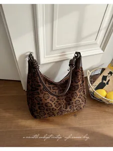 Luipaardprint suède schoudertas, stijlvolle vintage hobo tote bag voor dagelijks gebruik.