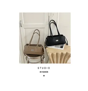 Vrouwen stijlvolle gewatteerde schoudertas vintage PU leer baguette handtas chic ontwerp