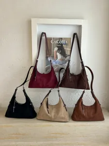 Koreaanse retro suède schoudertas herfst nieuwe oksel commuter casual tas mode vrouwen