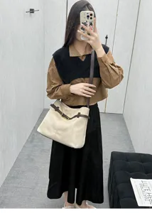 Minimalistische suède schoudertas voor dames, casual tote, veelzijdige dagelijkse crossbody tas.