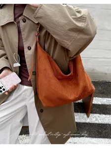 Vintage suède schouder tote tas voor dames, grote casual hobo handtas voor dagelijks woon-werkverkeer.