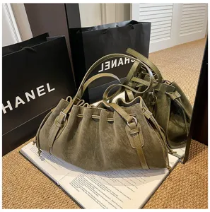 Retro grüne Wildleder Falten Kordelzug Achseltasche Damen, stilvolle Herbst Schultertasche.