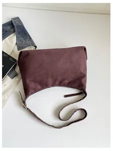 Elegante Vintage Nieten Wildleder Umhängetasche große Kapazität Damen Crossover Tasche.