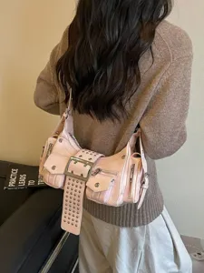 Roze punk stijl motor schoudertas voor vrouwen, trendy leren tas met coole studs.